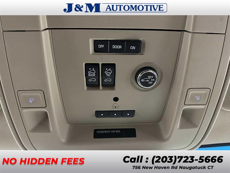 2019 Chevrolet Suburban LT, available for sale in Naugatuck, Connecticut | J&M Automotive Sls&Svc LLC. Naugatuck, Connecticut 2019 Chevrolet Suburban LT, available for sale in Naugatuck, Connecticut | J&M Automotive Sls&Svc LLC. Naugatuck, Connecticut