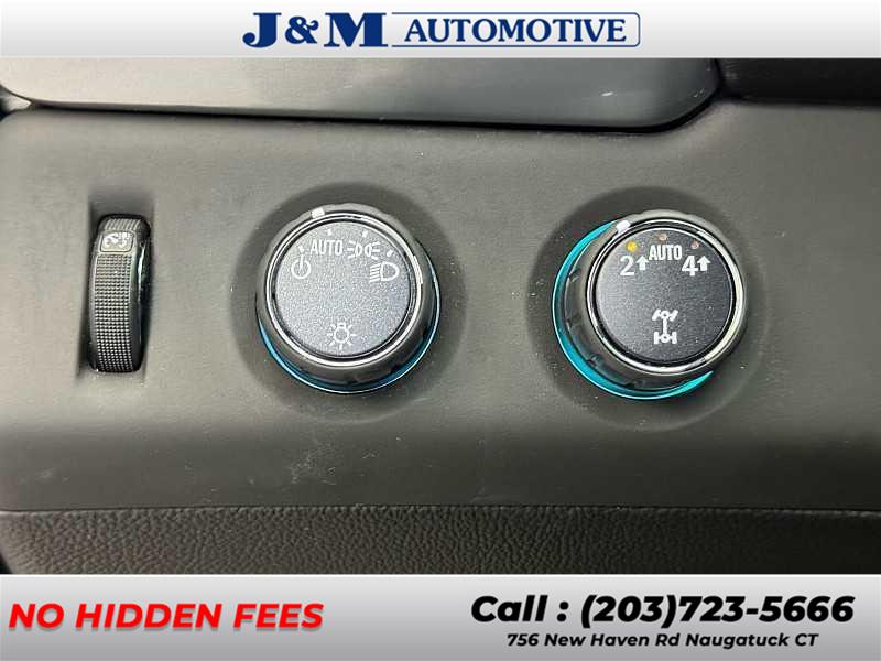 2019 Chevrolet Tahoe LT, available for sale in Naugatuck, Connecticut | J&M Automotive Sls&Svc LLC. Naugatuck, Connecticut 2019 Chevrolet Tahoe LT, available for sale in Naugatuck, Connecticut | J&M Automotive Sls&Svc LLC. Naugatuck, Connecticut