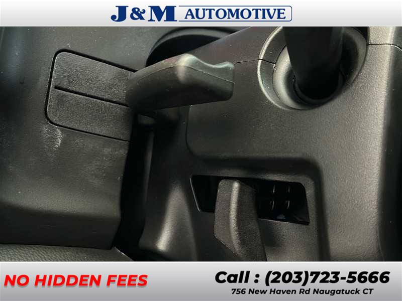 2019 Chevrolet Tahoe LT, available for sale in Naugatuck, Connecticut | J&M Automotive Sls&Svc LLC. Naugatuck, Connecticut 2019 Chevrolet Tahoe LT, available for sale in Naugatuck, Connecticut | J&M Automotive Sls&Svc LLC. Naugatuck, Connecticut