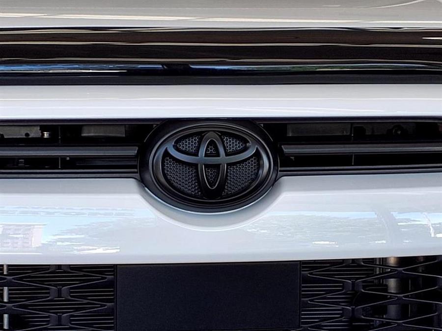 2024 Toyota 4Runner SR5 Premium photo 4