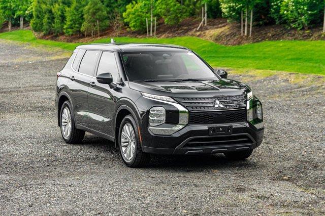 2022 Mitsubishi Outlander ES, available for sale in Great Neck, New York | Camy Cars. Great Neck, New York 2022 Mitsubishi Outlander ES, available for sale in Great Neck, New York | Camy Cars. Great Neck, New York