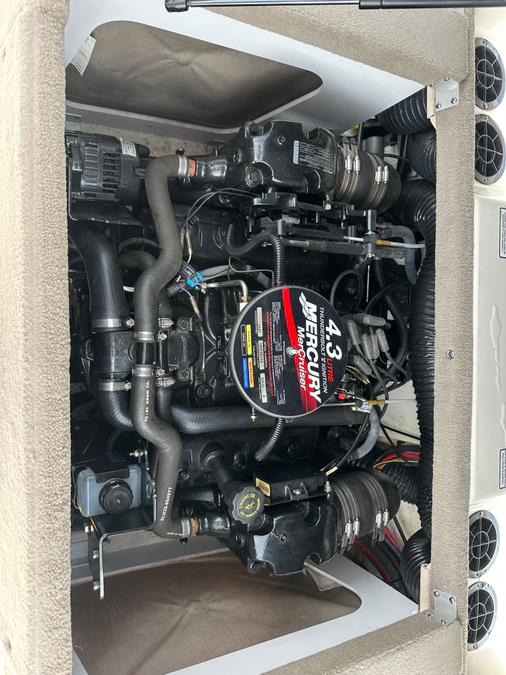 2004 Sea Ray 185 Sport, available for sale in Darien, Wisconsin | Geneva Motor Cars. Darien, Wisconsin 2004 Sea Ray 185 Sport, available for sale in Darien, Wisconsin | Geneva Motor Cars. Darien, Wisconsin