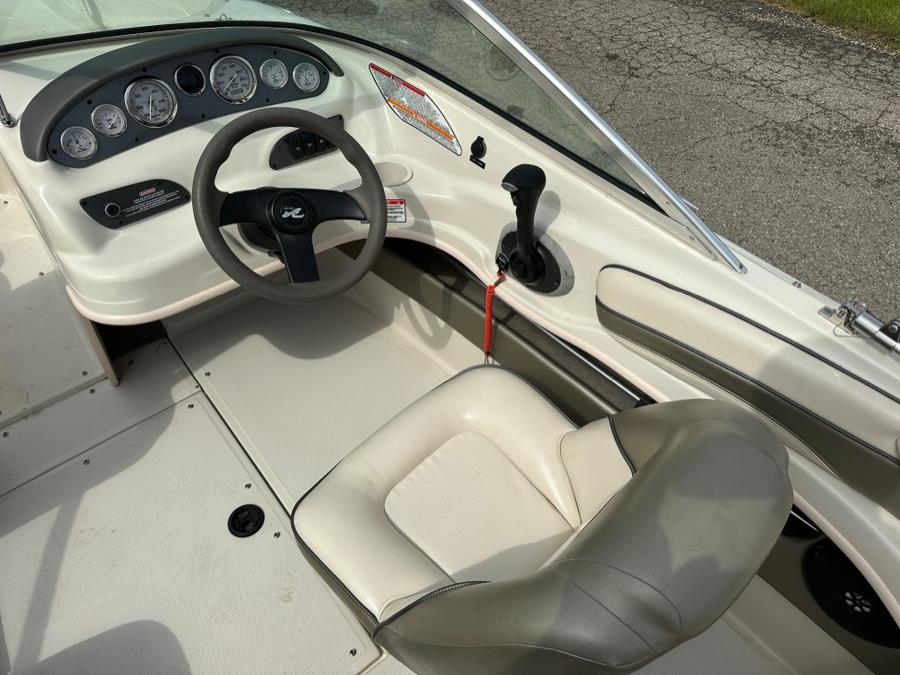 2004 Sea Ray 185 Sport, available for sale in Darien, Wisconsin | Geneva Motor Cars. Darien, Wisconsin 2004 Sea Ray 185 Sport, available for sale in Darien, Wisconsin | Geneva Motor Cars. Darien, Wisconsin