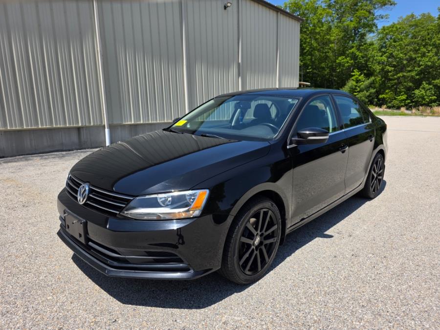 2015 Volkswagen Jetta Sedan 4dr Auto 1.8T SE w/Connectivity/Navigation PZEV, available for sale in Dudley, Massachusetts | Zoom Auto Service. Dudley, Massachusetts 2015 Volkswagen Jetta Sedan 4dr Auto 1.8T SE w/Connectivity/Navigation PZEV, available for sale in Dudley, Massachusetts | Zoom Auto Service. Dudley, Massachusetts