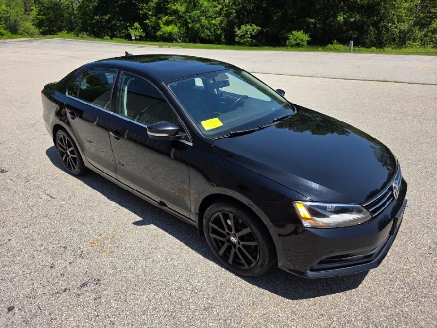 2015 Volkswagen Jetta Sedan 4dr Auto 1.8T SE w/Connectivity/Navigation PZEV, available for sale in Dudley, Massachusetts | Zoom Auto Service. Dudley, Massachusetts 2015 Volkswagen Jetta Sedan 4dr Auto 1.8T SE w/Connectivity/Navigation PZEV, available for sale in Dudley, Massachusetts | Zoom Auto Service. Dudley, Massachusetts