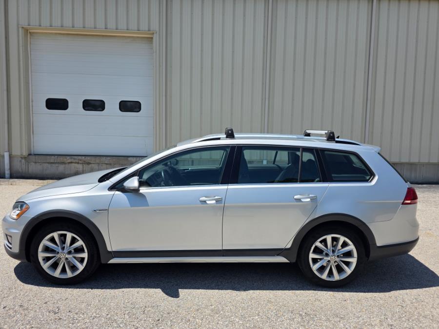2017 Volkswagen Golf Alltrack 1.8T SE DSG, available for sale in Dudley, Massachusetts | Zoom Auto Service. Dudley, Massachusetts 2017 Volkswagen Golf Alltrack 1.8T SE DSG, available for sale in Dudley, Massachusetts | Zoom Auto Service. Dudley, Massachusetts
