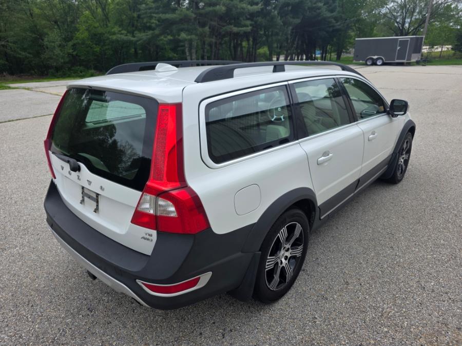 2010 Volvo XC70 4dr Wgn 3.0T w/Moonroof, available for sale in Dudley, Massachusetts | Zoom Auto Service. Dudley, Massachusetts 2010 Volvo XC70 4dr Wgn 3.0T w/Moonroof, available for sale in Dudley, Massachusetts | Zoom Auto Service. Dudley, Massachusetts