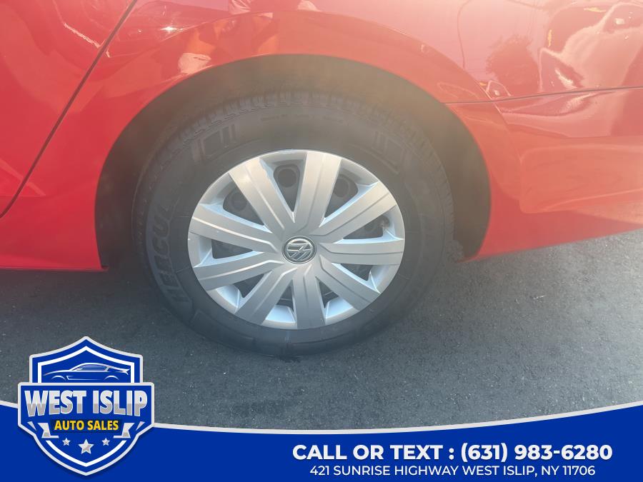 2015 Volkswagen Jetta Sedan 4dr Auto 2.0L S, available for sale in West Islip, New York | West Islip Auto Sales. West Islip, New York 2015 Volkswagen Jetta Sedan 4dr Auto 2.0L S, available for sale in West Islip, New York | West Islip Auto Sales. West Islip, New York