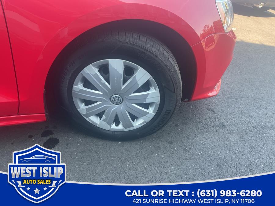 2015 Volkswagen Jetta Sedan 4dr Auto 2.0L S, available for sale in West Islip, New York | West Islip Auto Sales. West Islip, New York 2015 Volkswagen Jetta Sedan 4dr Auto 2.0L S, available for sale in West Islip, New York | West Islip Auto Sales. West Islip, New York