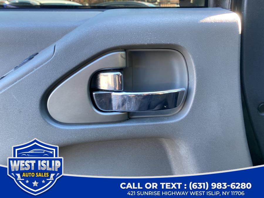 2019 Nissan Frontier 4x4 SV Auto, available for sale in West Islip, New York | West Islip Auto Sales. West Islip, New York 2019 Nissan Frontier 4x4 SV Auto, available for sale in West Islip, New York | West Islip Auto Sales. West Islip, New York