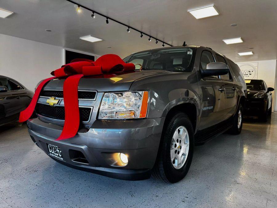 2012 Chevrolet Suburban 1500 LT Sport Utility 4D, available for sale in Santa Ana, California | K&T Motor LLC. Santa Ana, California 2012 Chevrolet Suburban 1500 LT Sport Utility 4D, available for sale in Santa Ana, California | K&T Motor LLC. Santa Ana, California