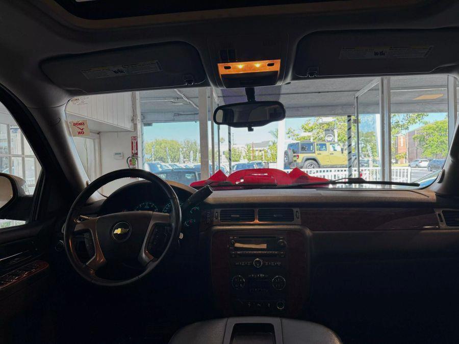 2012 Chevrolet Suburban 1500 LT Sport Utility 4D, available for sale in Santa Ana, California | K&T Motor LLC. Santa Ana, California 2012 Chevrolet Suburban 1500 LT Sport Utility 4D, available for sale in Santa Ana, California | K&T Motor LLC. Santa Ana, California