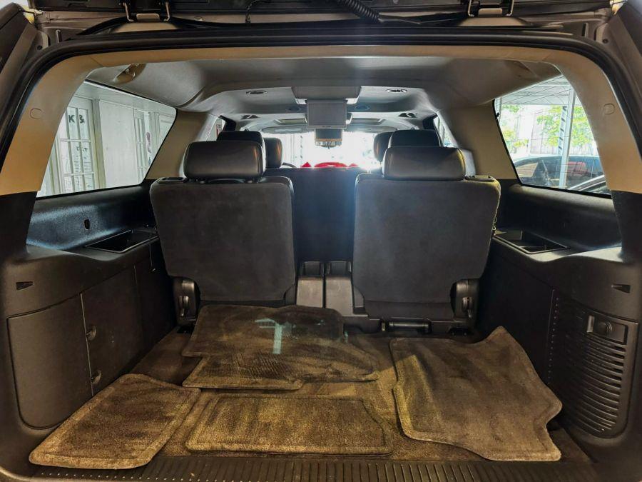 2012 Chevrolet Suburban 1500 LT Sport Utility 4D, available for sale in Santa Ana, California | K&T Motor LLC. Santa Ana, California 2012 Chevrolet Suburban 1500 LT Sport Utility 4D, available for sale in Santa Ana, California | K&T Motor LLC. Santa Ana, California