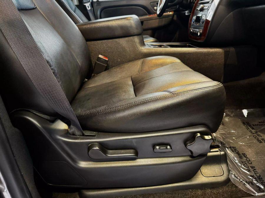 2012 Chevrolet Suburban 1500 LT Sport Utility 4D, available for sale in Santa Ana, California | K&T Motor LLC. Santa Ana, California 2012 Chevrolet Suburban 1500 LT Sport Utility 4D, available for sale in Santa Ana, California | K&T Motor LLC. Santa Ana, California