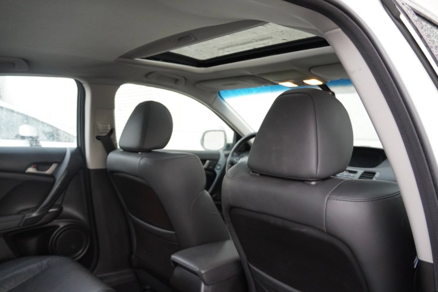 2009 Acura TSX (ONE OWNER) 4dr Sdn Auto Tech Pkg, available for sale in Riverside, California | Big Timin Motors LLC. Riverside, California 2009 Acura TSX (ONE OWNER) 4dr Sdn Auto Tech Pkg, available for sale in Riverside, California | Big Timin Motors LLC. Riverside, California