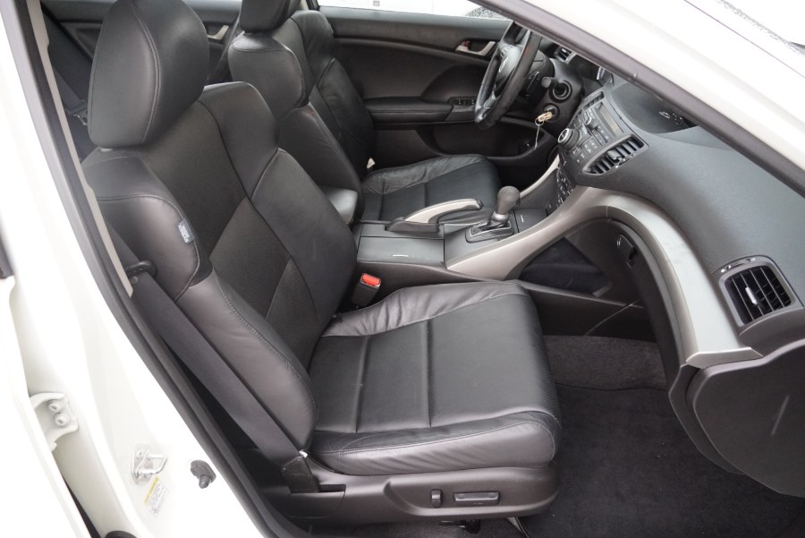 2009 Acura TSX (ONE OWNER) 4dr Sdn Auto Tech Pkg, available for sale in Riverside, California | Big Timin Motors LLC. Riverside, California 2009 Acura TSX (ONE OWNER) 4dr Sdn Auto Tech Pkg, available for sale in Riverside, California | Big Timin Motors LLC. Riverside, California