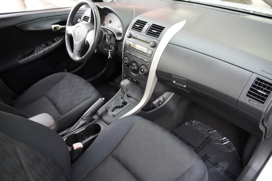 2009 Toyota Corolla LE (ONE OWNER) 4dr Sdn Auto, available for sale in Riverside, California | Big Timin Motors LLC. Riverside, California 2009 Toyota Corolla LE (ONE OWNER) 4dr Sdn Auto, available for sale in Riverside, California | Big Timin Motors LLC. Riverside, California