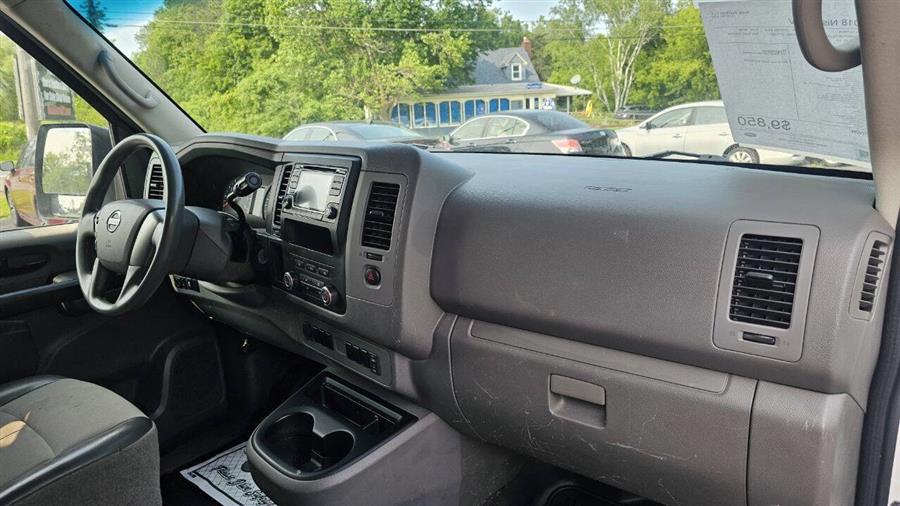 2018 Nissan Nv 2500 HD SV 3dr Cargo Van (V6), available for sale in Wolcott, New York | Auto Hunter CNY. Wolcott, New York 2018 Nissan Nv 2500 HD SV 3dr Cargo Van (V6), available for sale in Wolcott, New York | Auto Hunter CNY. Wolcott, New York