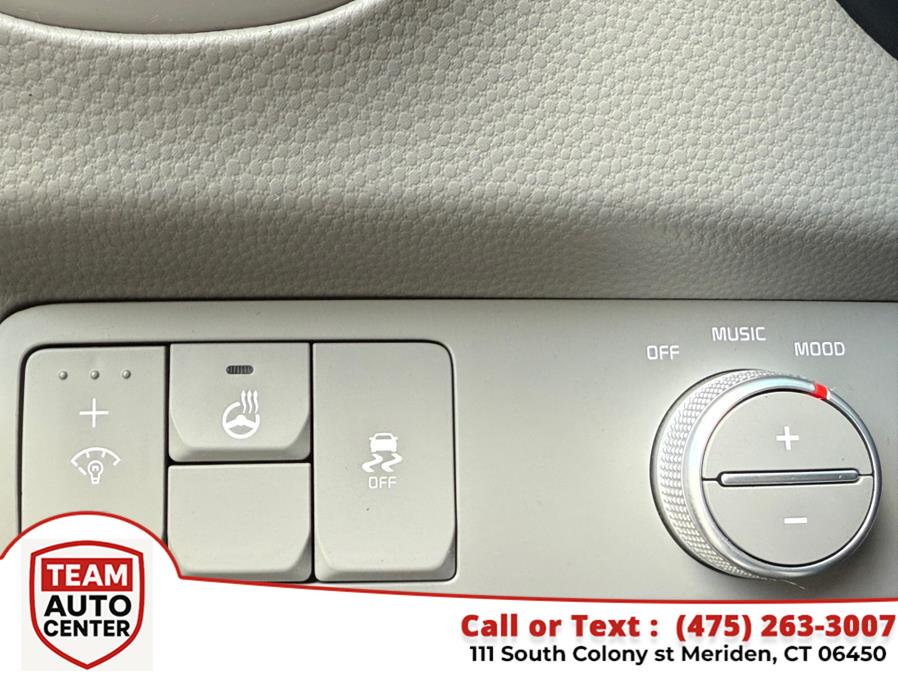 2016 Kia Soul 5dr Wgn Auto +, available for sale in Meriden, Connecticut | T E A M Auto Center. Meriden, Connecticut 2016 Kia Soul 5dr Wgn Auto +, available for sale in Meriden, Connecticut | T E A M Auto Center. Meriden, Connecticut