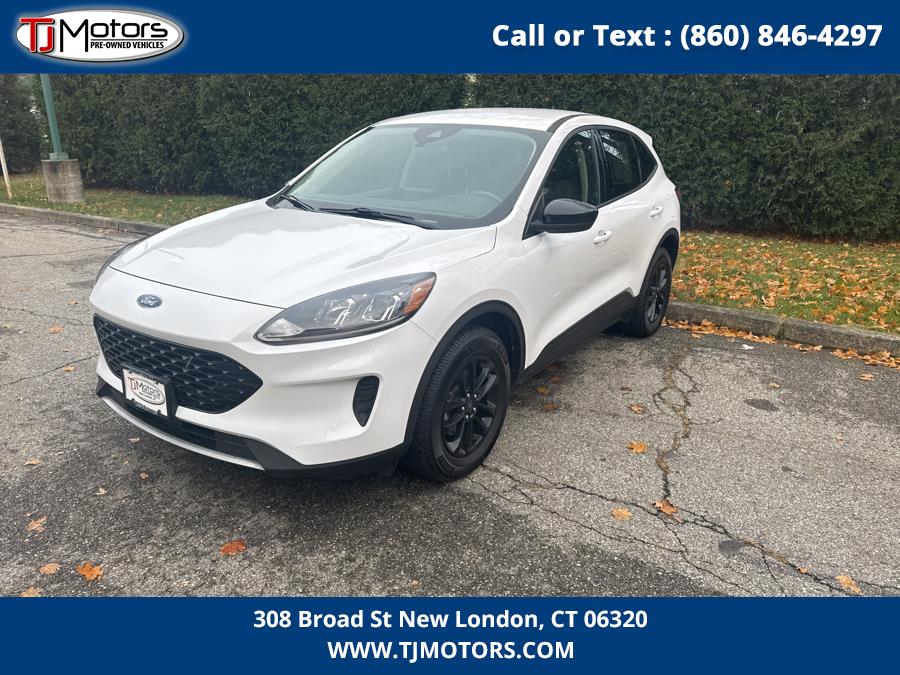 2020 Ford Escape SE Sport Hybrid AWD, available for sale in New London, Connecticut | TJ Motors LLC. New London, Connecticut 2020 Ford Escape SE Sport Hybrid AWD, available for sale in New London, Connecticut | TJ Motors LLC. New London, Connecticut