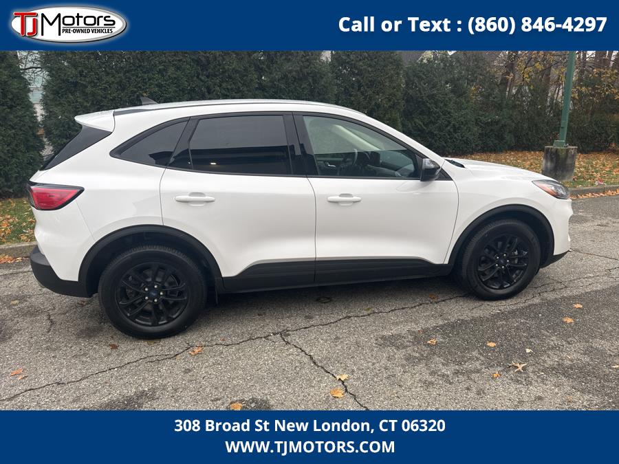 2020 Ford Escape SE Sport Hybrid AWD, available for sale in New London, Connecticut | TJ Motors LLC. New London, Connecticut 2020 Ford Escape SE Sport Hybrid AWD, available for sale in New London, Connecticut | TJ Motors LLC. New London, Connecticut