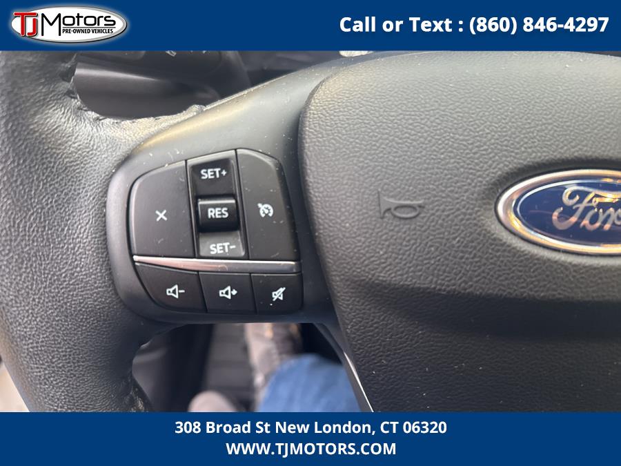 2020 Ford Escape SE Sport Hybrid AWD, available for sale in New London, Connecticut | TJ Motors LLC. New London, Connecticut 2020 Ford Escape SE Sport Hybrid AWD, available for sale in New London, Connecticut | TJ Motors LLC. New London, Connecticut