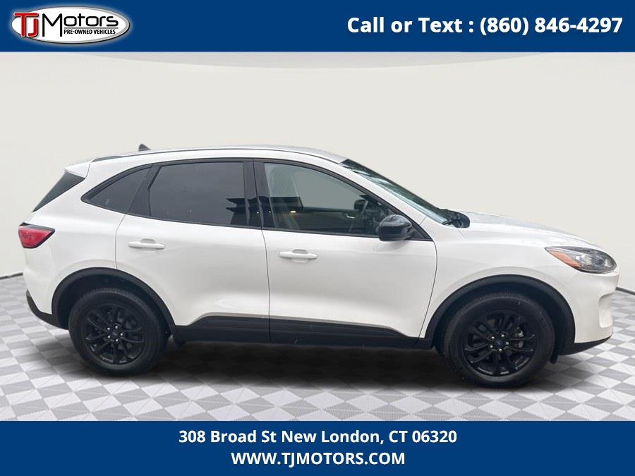 2020 Ford Escape SE Sport Hybrid AWD, available for sale in New London, Connecticut | TJ Motors LLC. New London, Connecticut 2020 Ford Escape SE Sport Hybrid AWD, available for sale in New London, Connecticut | TJ Motors LLC. New London, Connecticut