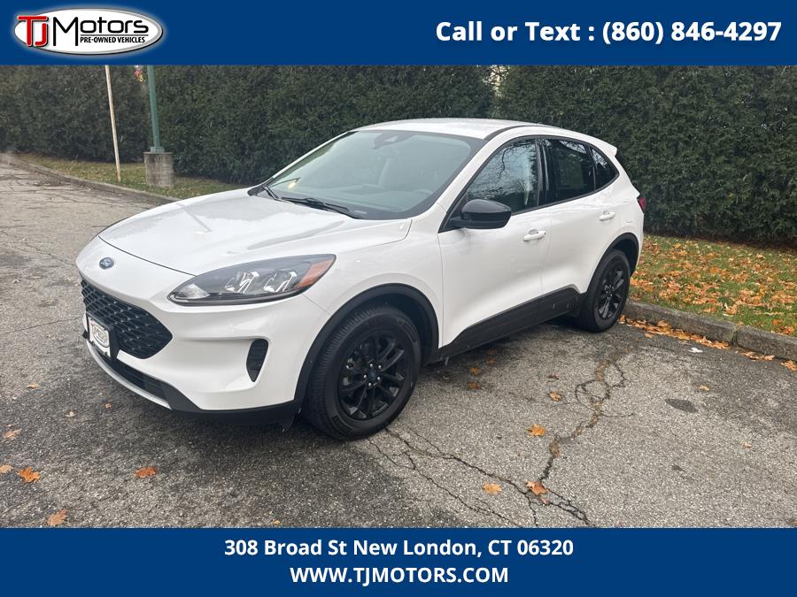 2020 Ford Escape SE Sport Hybrid AWD, available for sale in New London, Connecticut | TJ Motors LLC. New London, Connecticut 2020 Ford Escape SE Sport Hybrid AWD, available for sale in New London, Connecticut | TJ Motors LLC. New London, Connecticut