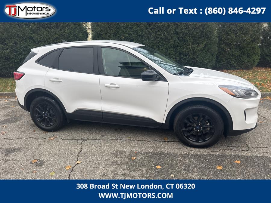 2020 Ford Escape SE Sport Hybrid AWD, available for sale in New London, Connecticut | TJ Motors LLC. New London, Connecticut 2020 Ford Escape SE Sport Hybrid AWD, available for sale in New London, Connecticut | TJ Motors LLC. New London, Connecticut