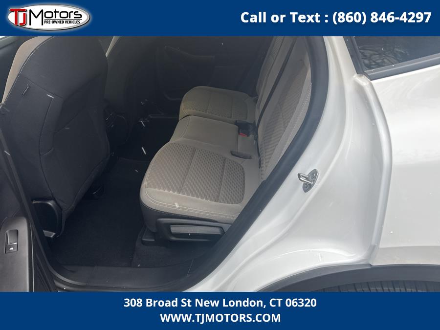2020 Ford Escape SE Sport Hybrid AWD, available for sale in New London, Connecticut | TJ Motors LLC. New London, Connecticut 2020 Ford Escape SE Sport Hybrid AWD, available for sale in New London, Connecticut | TJ Motors LLC. New London, Connecticut