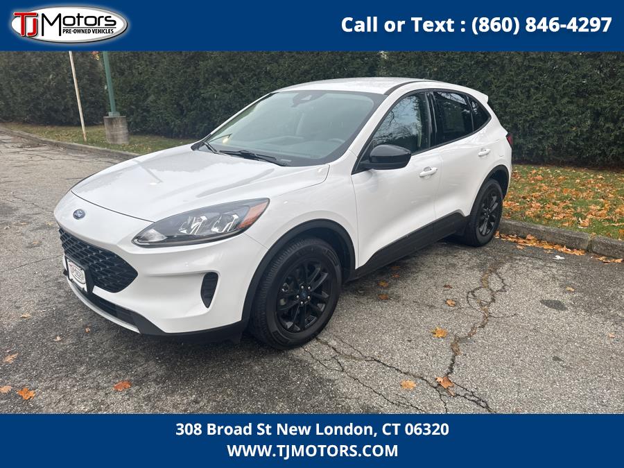 2020 Ford Escape SE Sport Hybrid AWD, available for sale in New London, Connecticut | TJ Motors LLC. New London, Connecticut 2020 Ford Escape SE Sport Hybrid AWD, available for sale in New London, Connecticut | TJ Motors LLC. New London, Connecticut