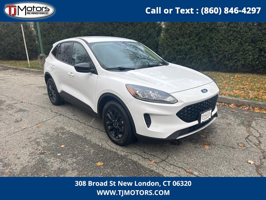 2020 Ford Escape SE Sport Hybrid AWD, available for sale in New London, Connecticut | TJ Motors LLC. New London, Connecticut 2020 Ford Escape SE Sport Hybrid AWD, available for sale in New London, Connecticut | TJ Motors LLC. New London, Connecticut