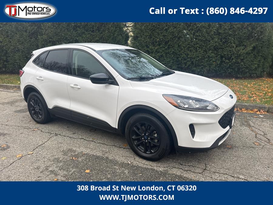 2020 Ford Escape SE Sport Hybrid AWD, available for sale in New London, Connecticut | TJ Motors LLC. New London, Connecticut 2020 Ford Escape SE Sport Hybrid AWD, available for sale in New London, Connecticut | TJ Motors LLC. New London, Connecticut