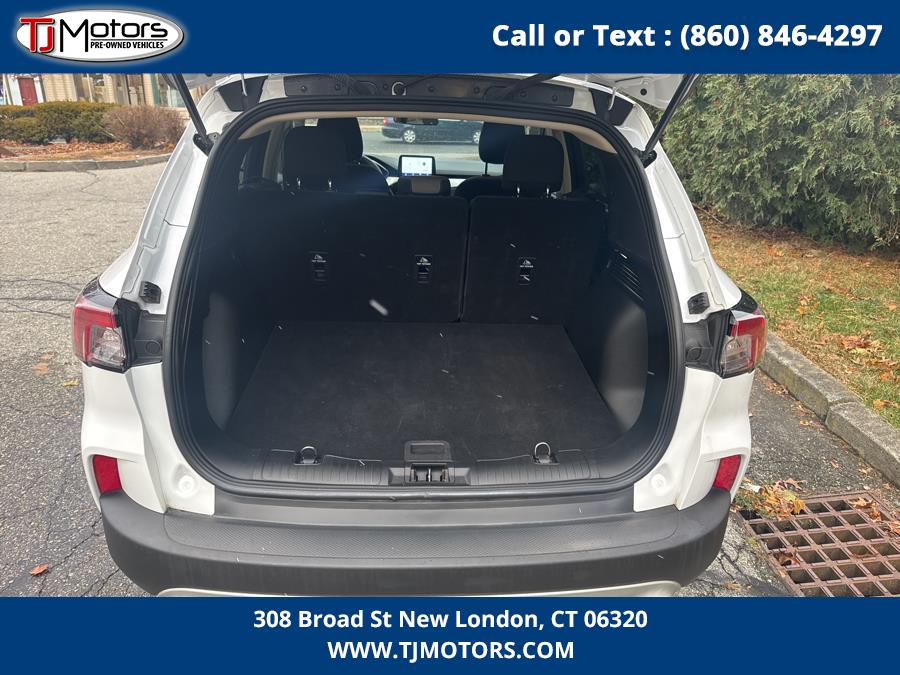 2020 Ford Escape SE Sport Hybrid AWD, available for sale in New London, Connecticut | TJ Motors LLC. New London, Connecticut 2020 Ford Escape SE Sport Hybrid AWD, available for sale in New London, Connecticut | TJ Motors LLC. New London, Connecticut