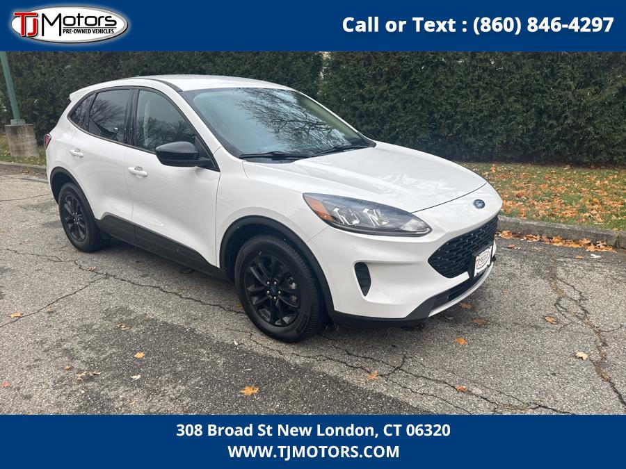 2020 Ford Escape SE Sport Hybrid AWD, available for sale in New London, Connecticut | TJ Motors LLC. New London, Connecticut 2020 Ford Escape SE Sport Hybrid AWD, available for sale in New London, Connecticut | TJ Motors LLC. New London, Connecticut