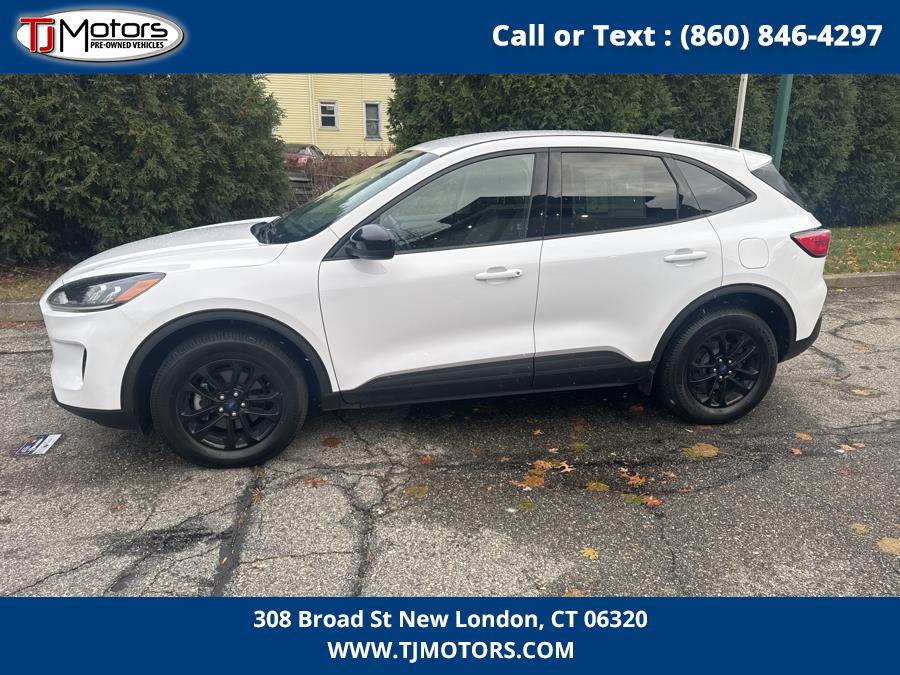 2020 Ford Escape SE Sport Hybrid AWD, available for sale in New London, Connecticut | TJ Motors LLC. New London, Connecticut 2020 Ford Escape SE Sport Hybrid AWD, available for sale in New London, Connecticut | TJ Motors LLC. New London, Connecticut