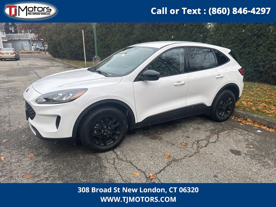 2020 Ford Escape SE Sport Hybrid AWD, available for sale in New London, Connecticut | TJ Motors LLC. New London, Connecticut 2020 Ford Escape SE Sport Hybrid AWD, available for sale in New London, Connecticut | TJ Motors LLC. New London, Connecticut