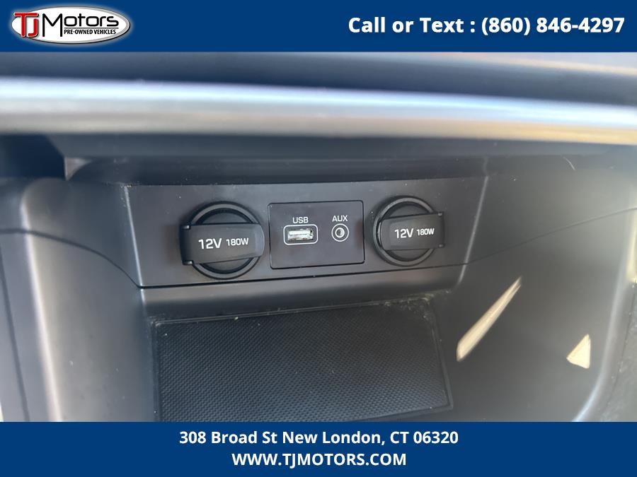 2017 Hyundai Sonata 2.4L SE, available for sale in New London, Connecticut | TJ Motors LLC. New London, Connecticut 2017 Hyundai Sonata 2.4L SE, available for sale in New London, Connecticut | TJ Motors LLC. New London, Connecticut