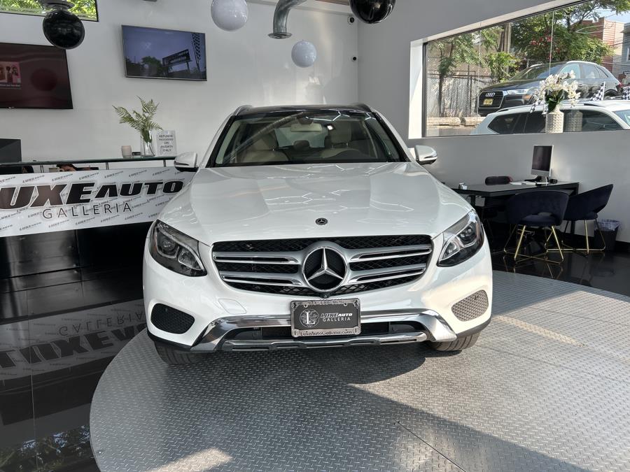 Used 2017 Mercedes-Benz GLC in Jersey City, New Jersey | Luxe Auto Galleria. Jersey City, New Jersey