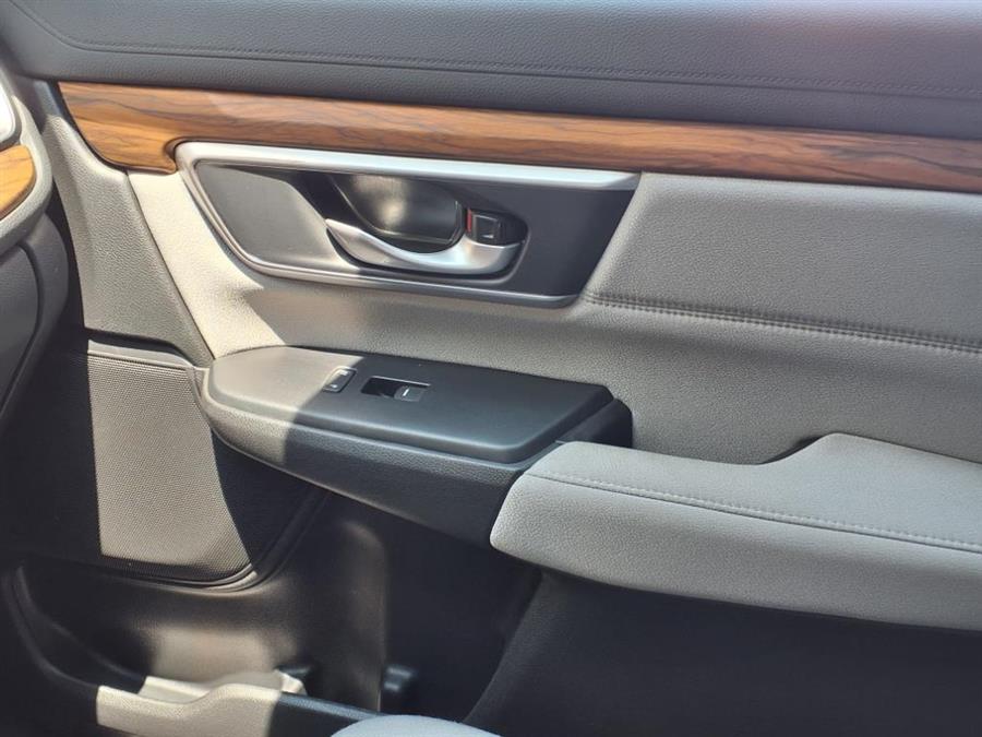 2022 Honda CR-V EX AWD, available for sale in Flushing, New York | Silverline Auto Group. Flushing, New York 2022 Honda CR-V EX AWD, available for sale in Flushing, New York | Silverline Auto Group. Flushing, New York