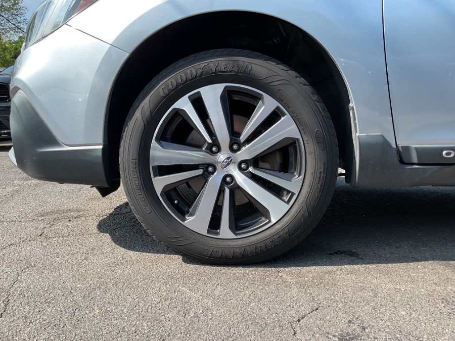 2018 Subaru Outback 2.5i Limited, available for sale in Waterbury, Connecticut | Jim Juliani Motors. Waterbury, Connecticut 2018 Subaru Outback 2.5i Limited, available for sale in Waterbury, Connecticut | Jim Juliani Motors. Waterbury, Connecticut