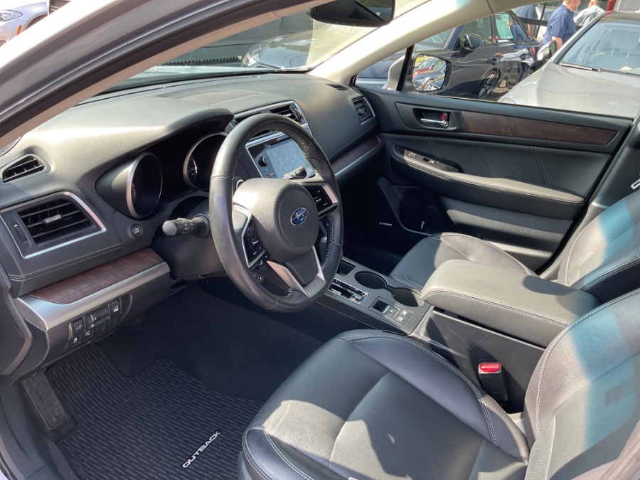 2018 Subaru Outback 2.5i Limited, available for sale in Waterbury, Connecticut | Jim Juliani Motors. Waterbury, Connecticut 2018 Subaru Outback 2.5i Limited, available for sale in Waterbury, Connecticut | Jim Juliani Motors. Waterbury, Connecticut