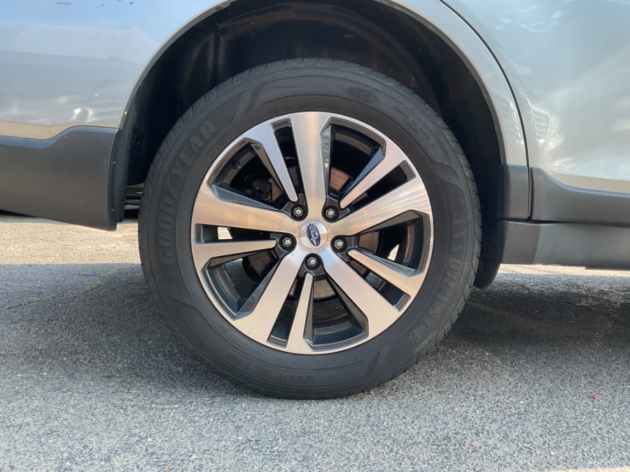 2018 Subaru Outback 2.5i Limited, available for sale in Waterbury, Connecticut | Jim Juliani Motors. Waterbury, Connecticut 2018 Subaru Outback 2.5i Limited, available for sale in Waterbury, Connecticut | Jim Juliani Motors. Waterbury, Connecticut