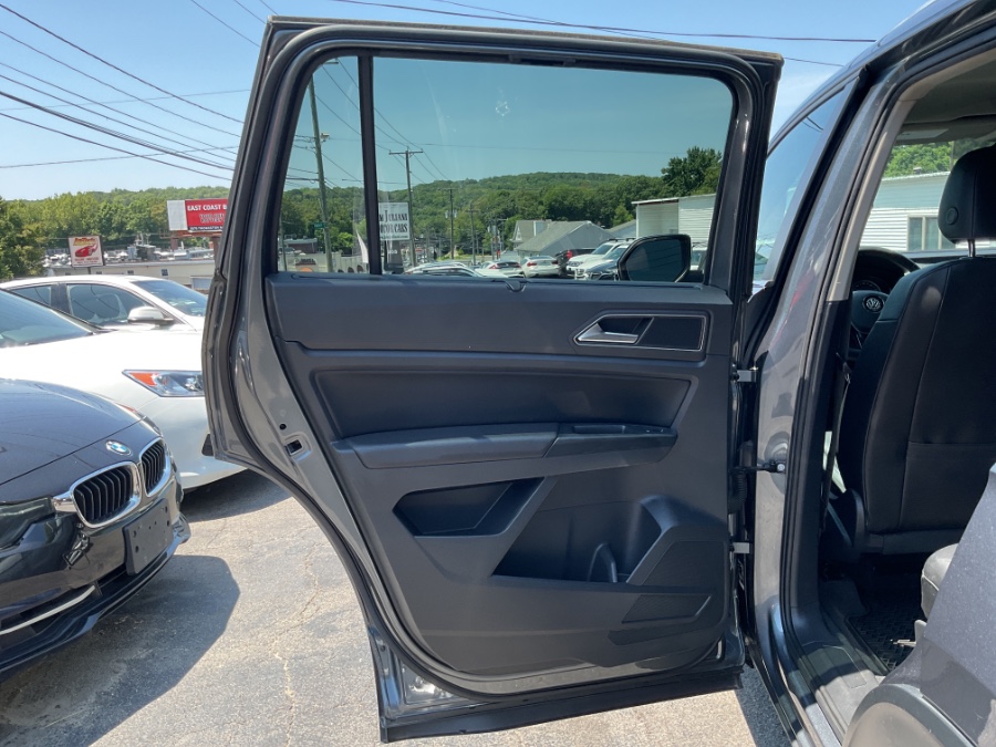 2019 Volkswagen Atlas 3.6L V6 SE 4MOTION, available for sale in Waterbury, Connecticut | Jim Juliani Motors. Waterbury, Connecticut 2019 Volkswagen Atlas 3.6L V6 SE 4MOTION, available for sale in Waterbury, Connecticut | Jim Juliani Motors. Waterbury, Connecticut