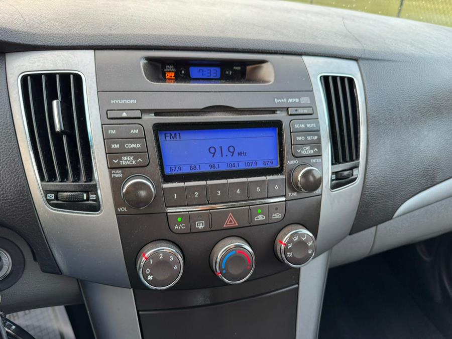 2009 Hyundai Sonata 4dr Sdn I4 Auto GLS, available for sale in Copiague, New York | Great Buy Auto Sales. Copiague, New York 2009 Hyundai Sonata 4dr Sdn I4 Auto GLS, available for sale in Copiague, New York | Great Buy Auto Sales. Copiague, New York