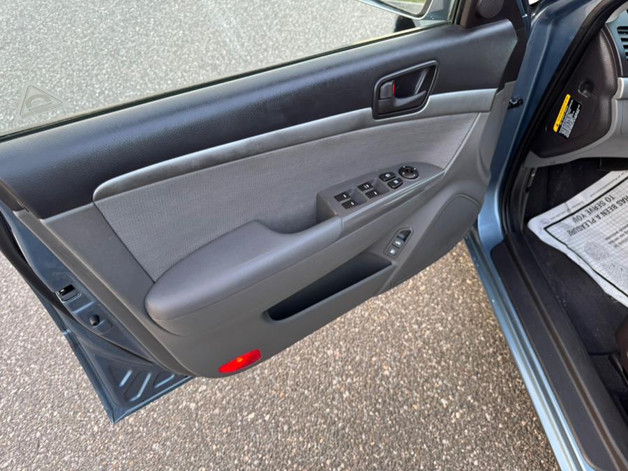 2009 Hyundai Sonata 4dr Sdn I4 Auto GLS, available for sale in Copiague, New York | Great Buy Auto Sales. Copiague, New York 2009 Hyundai Sonata 4dr Sdn I4 Auto GLS, available for sale in Copiague, New York | Great Buy Auto Sales. Copiague, New York