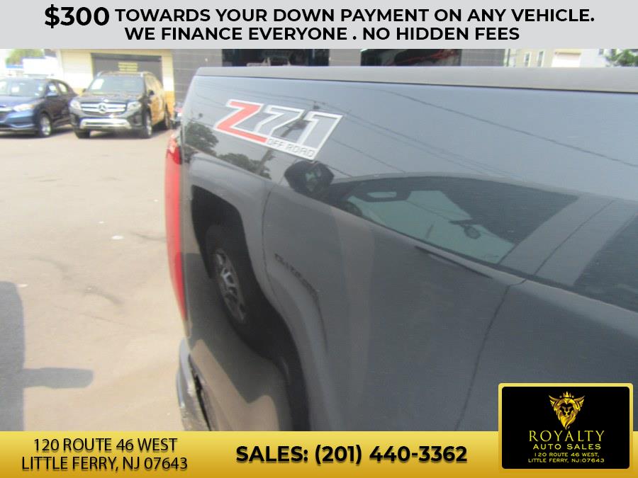 2018 Chevrolet Colorado 4WD Crew Cab 128.3" Z71, available for sale in Little Ferry, New Jersey | Royalty Auto Sales. Little Ferry, New Jersey 2018 Chevrolet Colorado 4WD Crew Cab 128.3" Z71, available for sale in Little Ferry, New Jersey | Royalty Auto Sales. Little Ferry, New Jersey