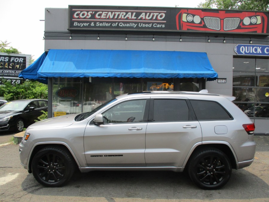 2017 Jeep Grand Cherokee Altitude 4x4 *Ltd Avail*, available for sale in Meriden, Connecticut | Cos Central Auto. Meriden, Connecticut 2017 Jeep Grand Cherokee Altitude 4x4 *Ltd Avail*, available for sale in Meriden, Connecticut | Cos Central Auto. Meriden, Connecticut