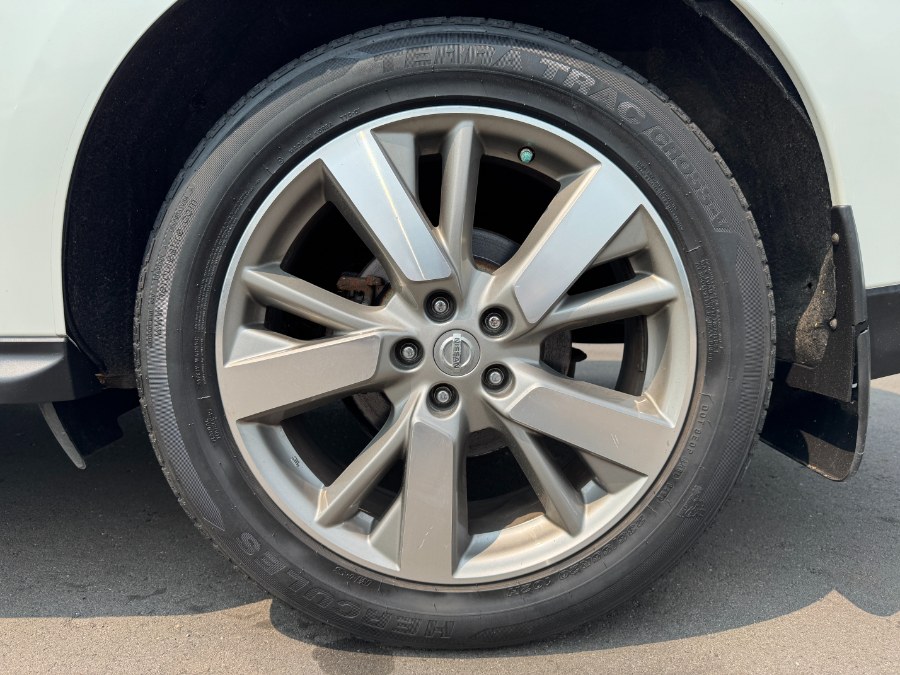 2016 Nissan Pathfinder 4WD 4dr Platinum, available for sale in Ortonville, Michigan | Marsh Auto Sales LLC. Ortonville, Michigan 2016 Nissan Pathfinder 4WD 4dr Platinum, available for sale in Ortonville, Michigan | Marsh Auto Sales LLC. Ortonville, Michigan