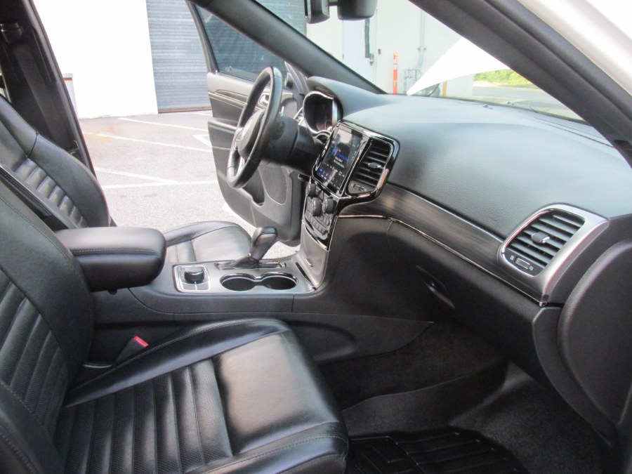 2019 Jeep Grand Cherokee Limited 4x4, available for sale in Massapequa, New York | South Shore Auto Brokers & Sales. Massapequa, New York 2019 Jeep Grand Cherokee Limited 4x4, available for sale in Massapequa, New York | South Shore Auto Brokers & Sales. Massapequa, New York